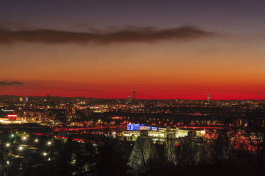 Germany, Bavaria, Munich, Cityscape at sunset with Alps in background - PEDF000066