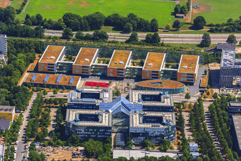 Deutschland, Bayern, München, Moosach Atrium, Bürokomplex, lizenzfreies Stockfoto