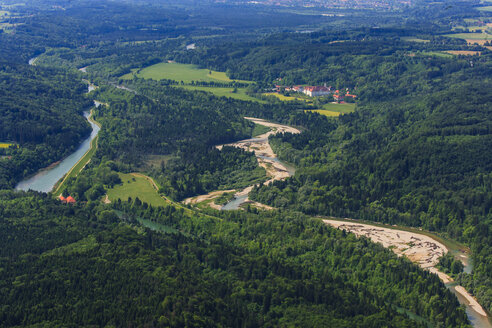Germany, Bavaria, Aerial view of Pupplinger Au near Wolfratshausen and Schaftlarn monastery at Isar river - PEDF000045