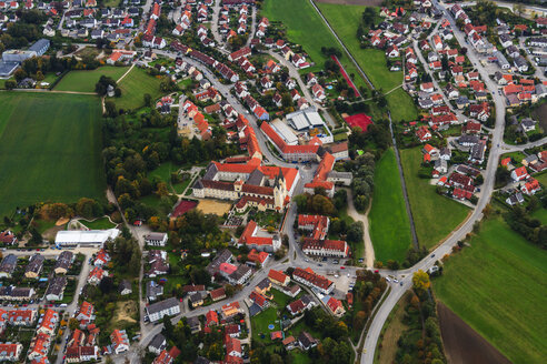 Germany, Bavaria, Markt Indersdorf, Indersdorf monastery - PEDF000059