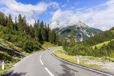 Austria, Tyrol, Mountain pass to Hahntennjoch - STSF000845