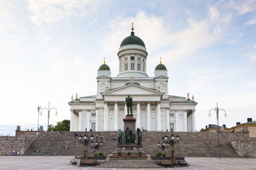 Finland, Helsinki, view to Helsinki Cathedral - FCF000731