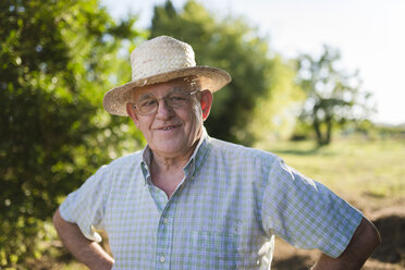 Spain, Ferrol, portrait of a farmer with straw hat - RAEF000277