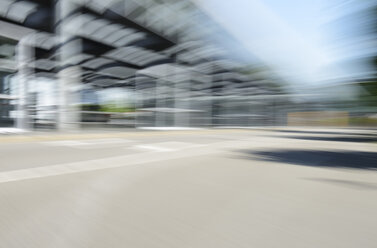 Germany, blurred station - GUFF000137