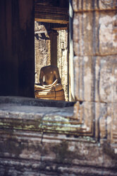Cambodia, Angkor Thom, headless Buddha statue - EHF000117