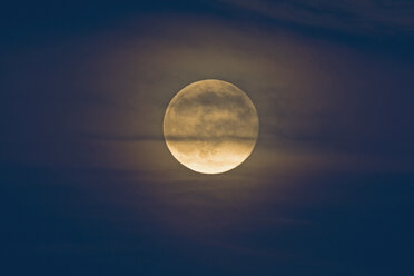 Germany, rise of full moon - UMF000784