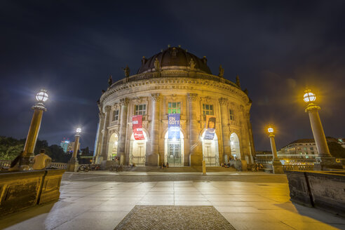 Deutschland, Berlin, Das Bode-Museum bei Nacht - NK000356