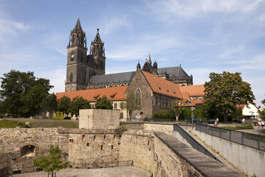 Deutschland, Magdeburg, Bastei Cleve und der Dom zu Magdeburg - PCF000178