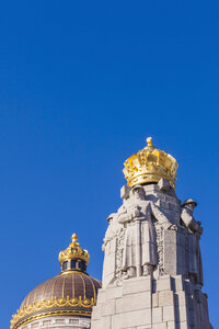 Belgien, Brüssel, Justizpalast, Kuppel, Monument a la Gloire de l'infanterie im Vordergrund - WDF003213