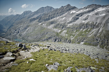 Österreich, Osttirol, Nationalpark Hohe Tauern, Berglandschaft mit Weisssee - RHF001041