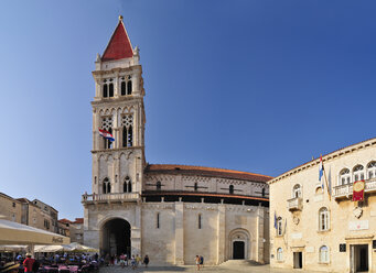 Croatia, Trogir, Cathedral of St Laurentius, spire - BTF000343