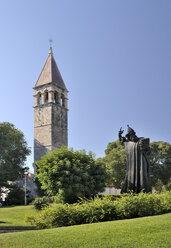 Croatia, Split, statue of Gregory of Nin - BTF000367