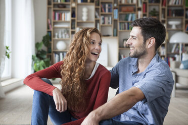 Happy couple relaxing at home - RBF003515