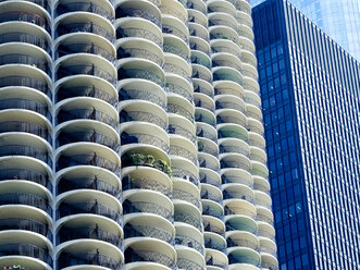 USA, Illinois, Chicago, Marina City, Hochhaus, Langham Hotel - DISF002180