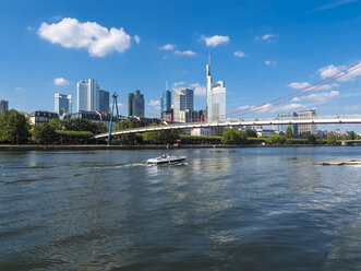 Germany, Hesse, Frankfurt, Financial district, Holbeinsteg bridge over Main river - AM004144