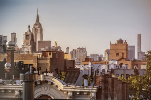 USA, New York City, Die Dächer des East Village - ONF000857