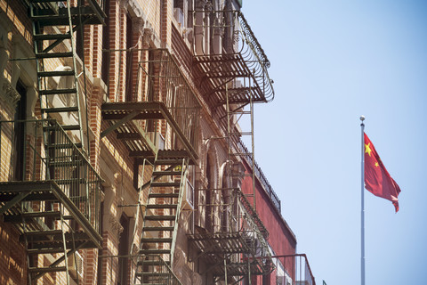 USA, New York City, Gebäude in Chinatown, lizenzfreies Stockfoto