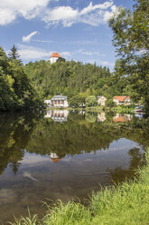 Deutschland, Thüringen, Ziegenrueck, Schloss mit See - MELF000072