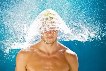 Schwimmer, Wasserspülung am Kopf - MAEF011001