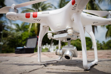 Drone with camera, close-up - ABAF001907