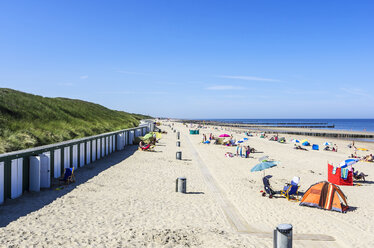 Netherlands, Domburg, View to beach - THAF001435