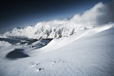 Österreich, Tirol, Ischgl, Winterlandschaft in den Bergen - ABF000648