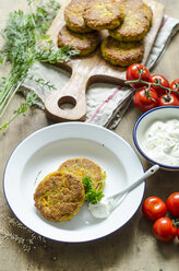 Quinoa-Beignets mit Kräuterquark - ODF001292