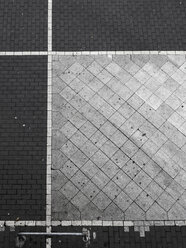 Geometrical pattern of pavement - TLF000741