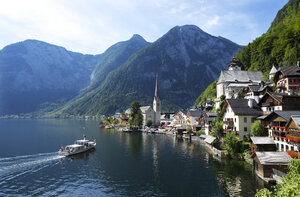 Österreich, Oberösterreich, Hallstatt am Hallstätter See - WWF003869