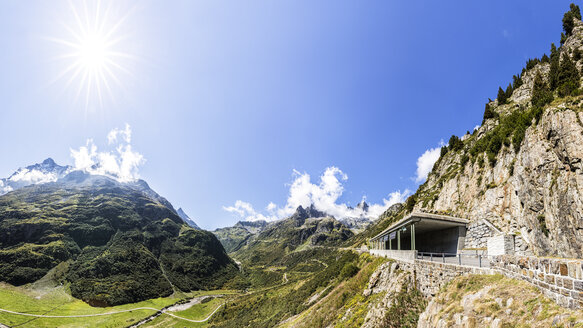 Schweiz, Urner Alpen, Sustenpass, Bergstrasse, Panorama - STSF000894