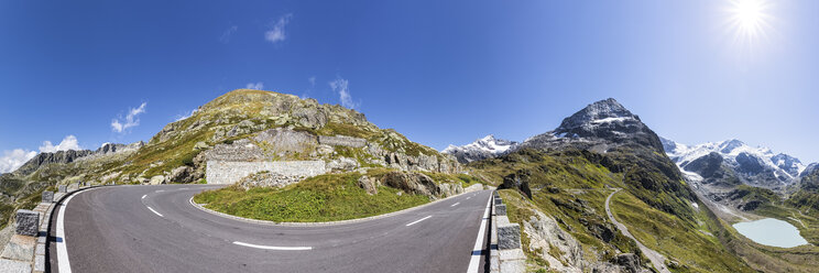 Schweiz, Berner Oberland, Sustenpass, Gadmertal, Panorama der Bergstrasse mit Steingletscher - STSF000897