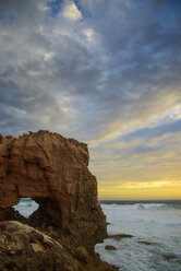 Australia, natural arch at sunset - TOVF000029