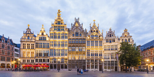 Belgien, Flandern, Antwerpen, Altstadt, Großer Markt mit Gildehäusern - WD003272