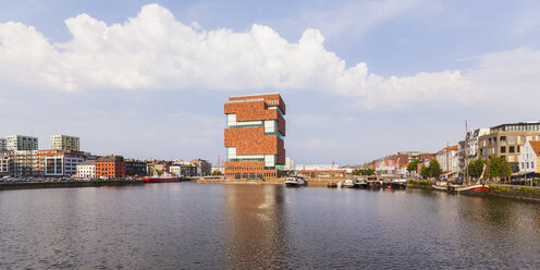 Belgium, Flanders, Antwerp, Eilandje, former dock area, Museum aan de Stroom - WDF003283