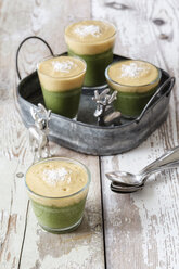 Green smoothies, dessert with vanilla sauce, raw food - EVGF002262