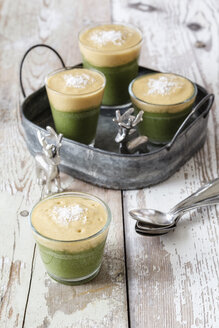 Grüne Smoothies, Dessert mit Vanillesoße, Rohkost - EVGF002262