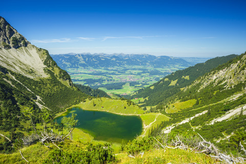 Deutschland, Bayern, Allgäu, Allgäuer Alpen, Unterer Gaisalpsee, lizenzfreies Stockfoto