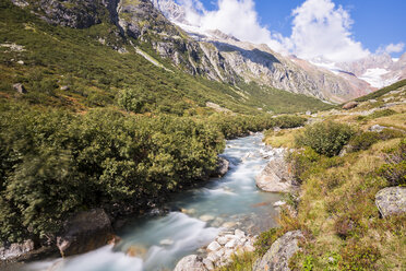 Schweiz, Kanton Uri, Goescheneralp, Chelenalptal, Bergbach Chelenreuss - STSF000929