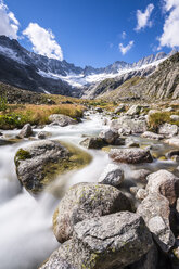 Schweiz, Kanton Uri, Goescheneralp, Bergbach Dammareuss, Dammastockgletscher - STSF000931