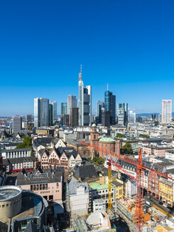 Deutschland, Hessen, Frankfurt am Main, Stadtansicht mit Skyline des Finanzviertels - AMF004248