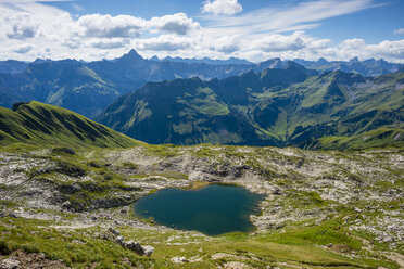 Germany, Bavaria, Allgaeu, Allgaeu Alps, Laufbichel lake, Hochvogel mountain in the background - WGF000728