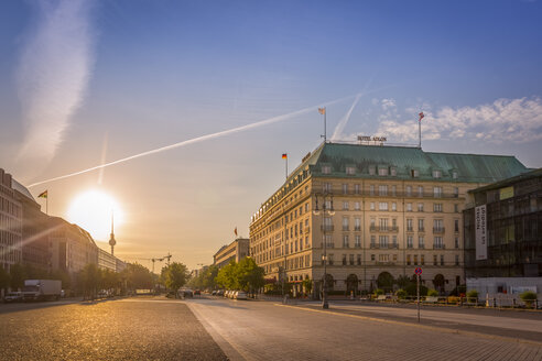 Germany, Berlin, Hotel Adlon at Pariser Platz during Sunrise - NKF000406