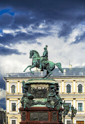 Russland, Sankt Petersburg, Statue von Nikolaus I - KNTF000073