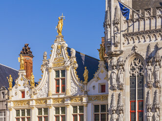 Belgien, Flandern, Brügge, Fassade der alten Anwaltskanzlei und des Rathauses - WDF003298