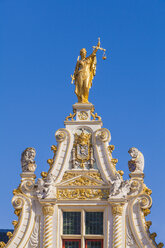 Belgien, Flandern, Brügge, Oude Civiele, Lady Justice, goldene Statue - WDF003305