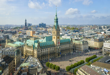 Germany, Hamburg, Cityscape with city hall - RJF000507