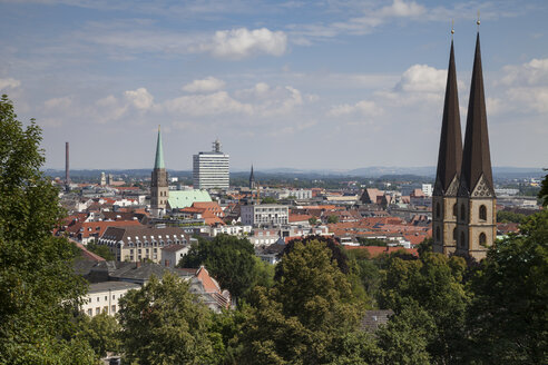 Deutschland, Nordrhein-Westfalen, Bielefeld, Stadtansicht - WIF002869