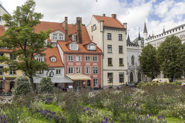 Lettland, Riga, Restaurants am Livu-Platz - MELF000080