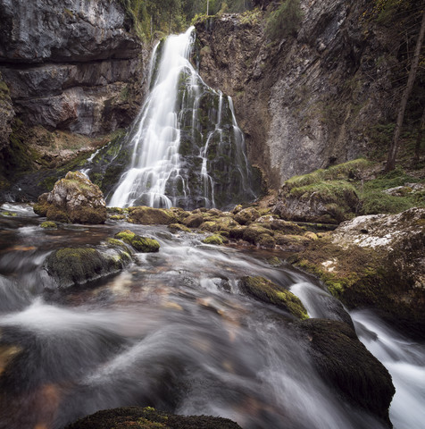 Österreich, Bundesland Salzburg, Blick auf den Golling-Wasserfall, lizenzfreies Stockfoto