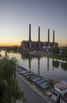 Germany, Lower Saxony, Wolfsburg, Autostadt in the evening, combined heat and power station of Volkswagen - PVCF000698